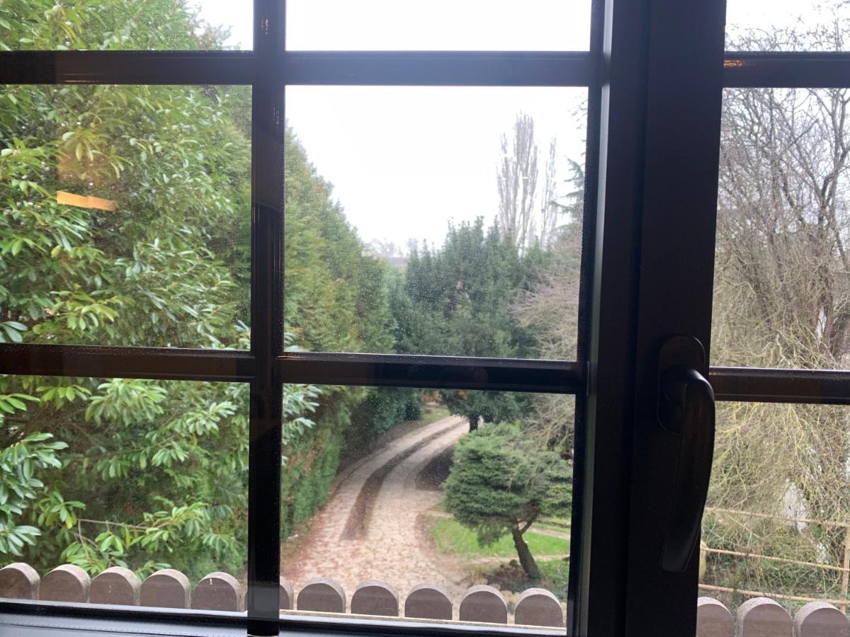Ferienwohnung Le Chaumier Coupvray Exterior foto